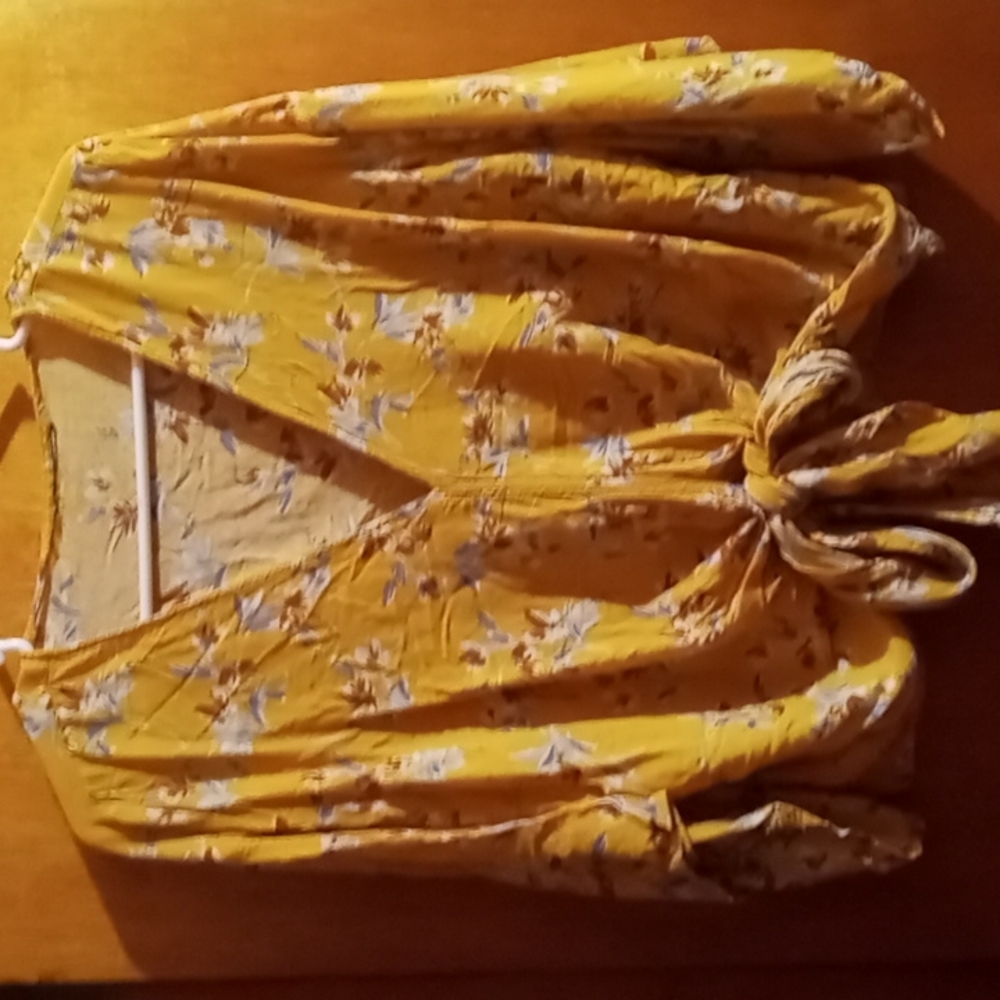 Flowy Mustard Yellow Tie-waist Crop Top Large